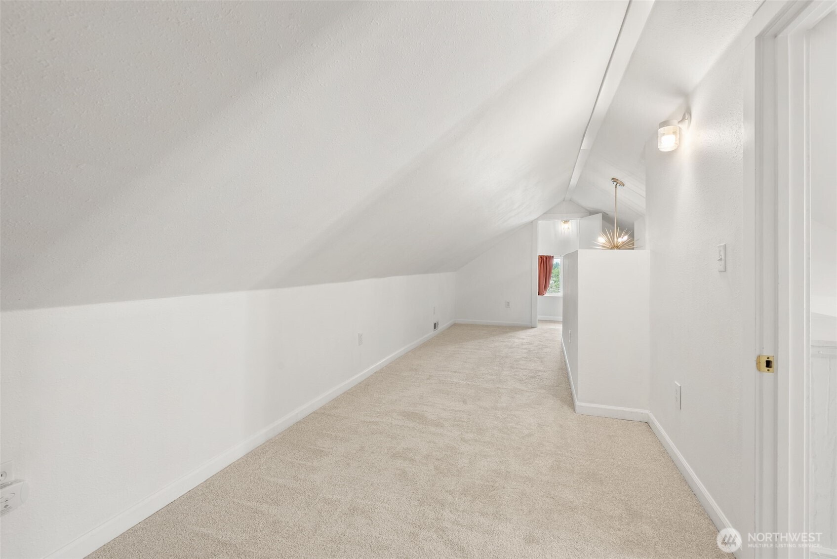 1460 S Fife Street Property Photo 25