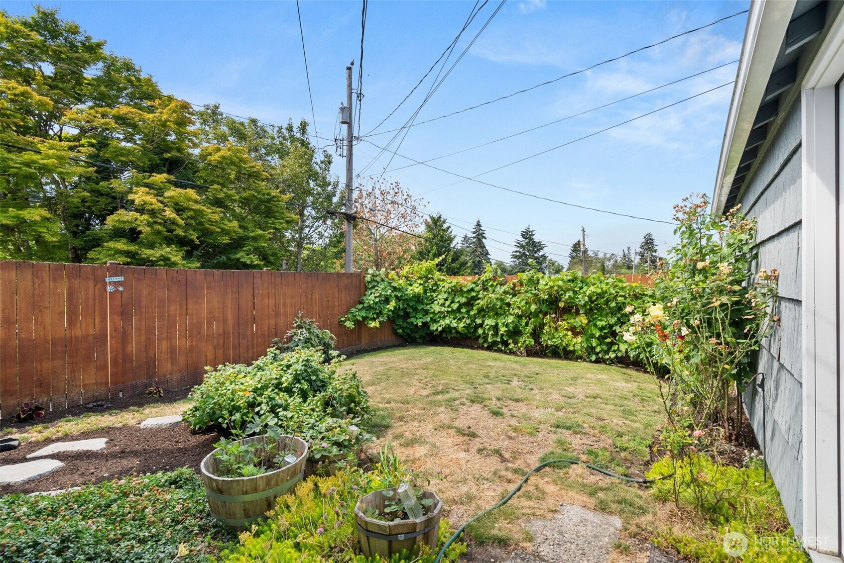 1460 S Fife Street Property Photo 32