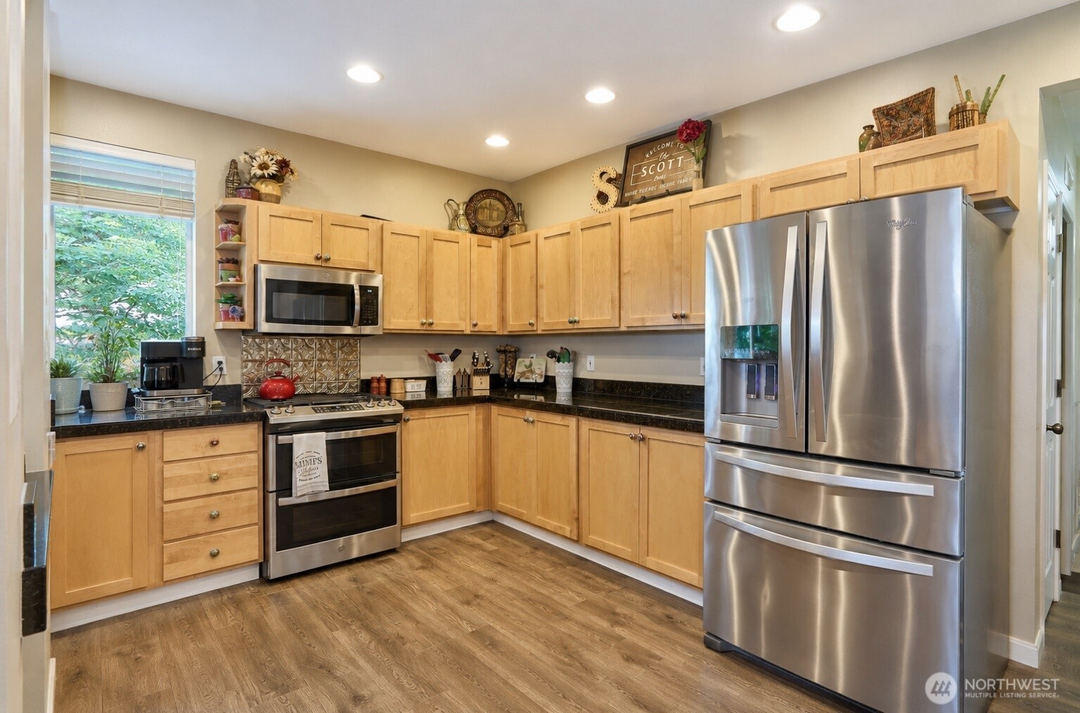 28091 Maple Ridge Way Se Property Photo 6