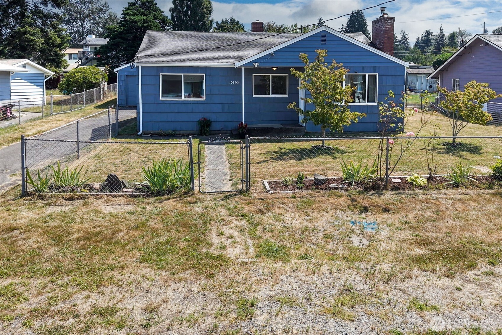 10303 B Street Property Photo 2
