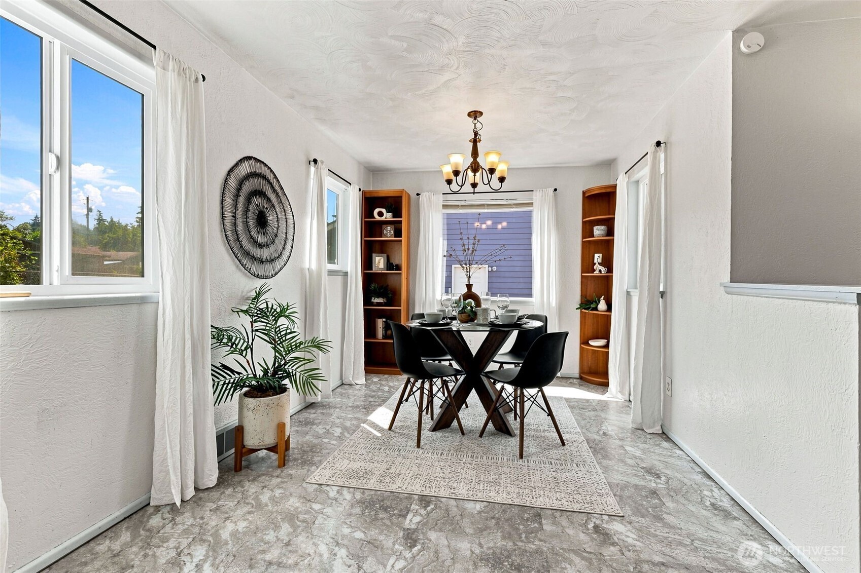 10303 B Street Property Photo 7