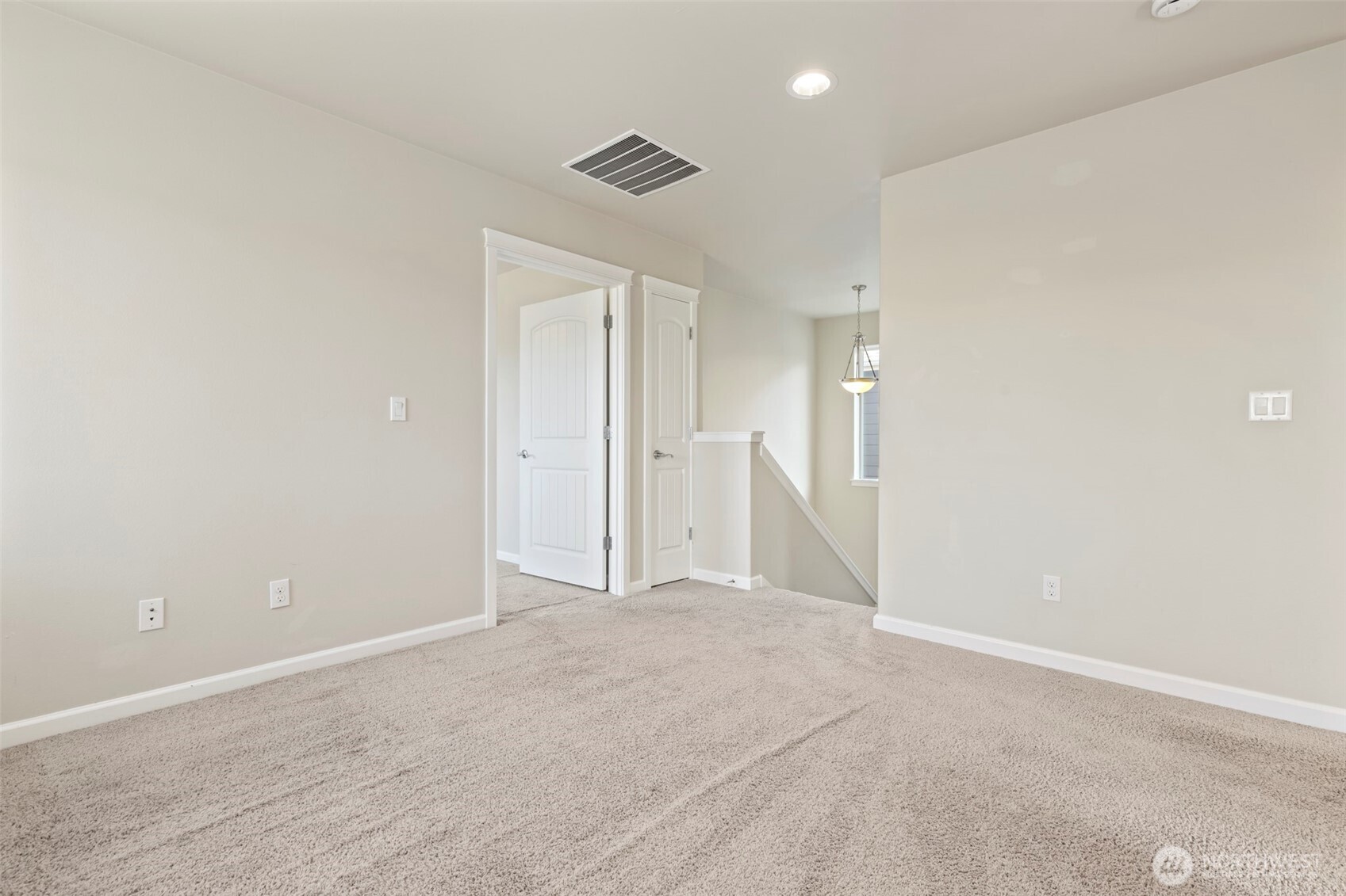 2317 43rd Avenue Property Photo 23
