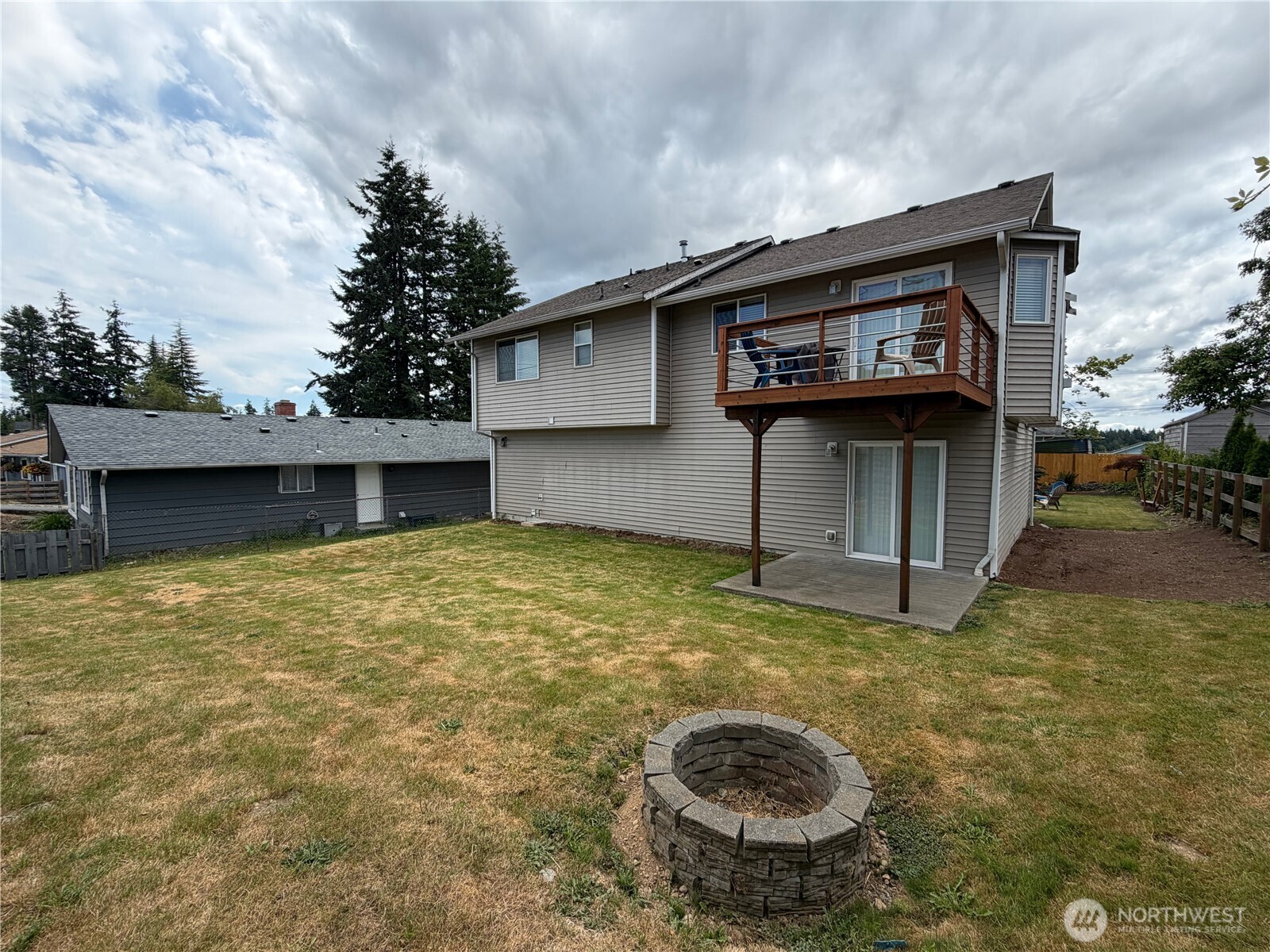 1709 Silver Lake Road Property Photo 8