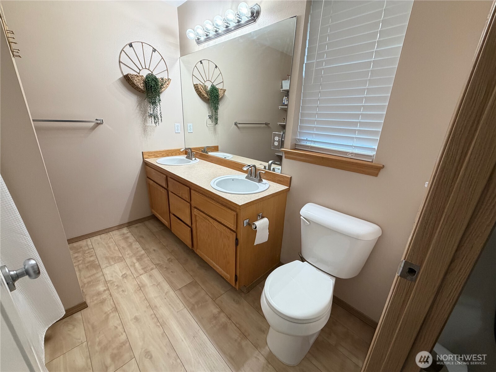 1709 Silver Lake Road Property Photo 26