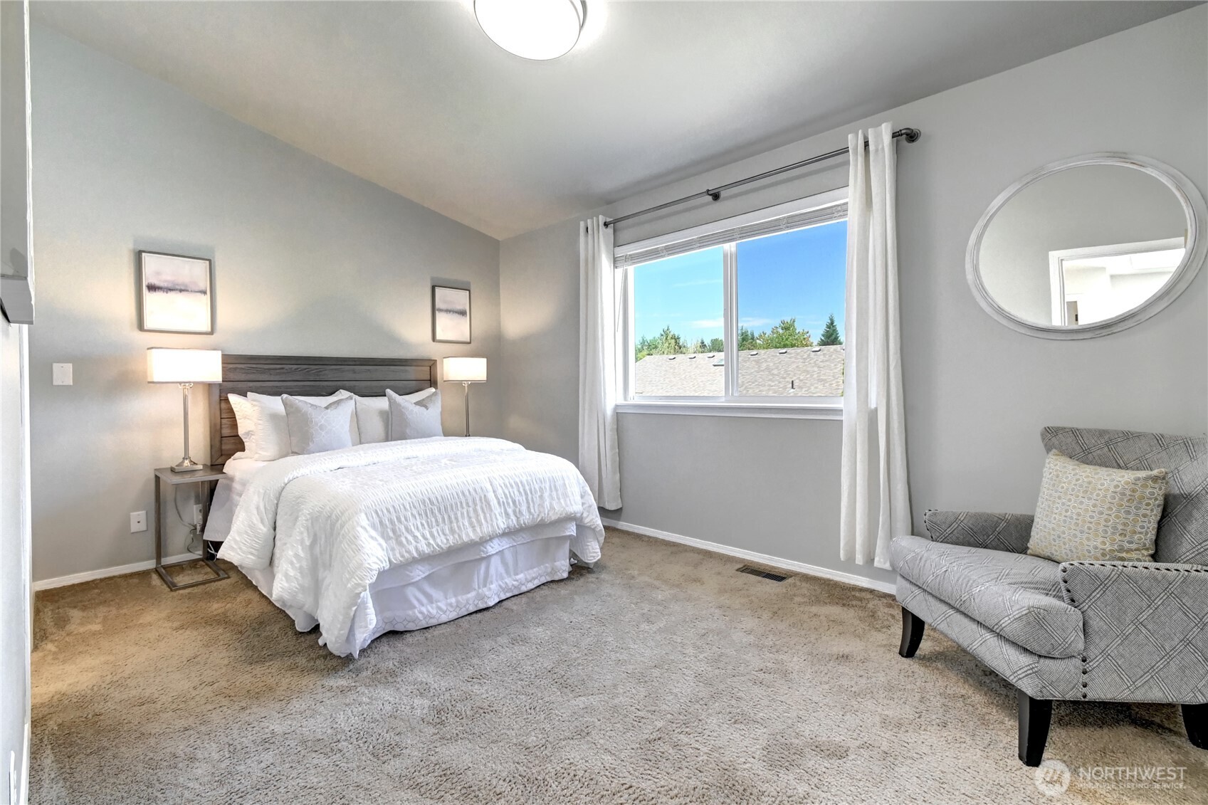 16935 Tulip Lane Property Photo 14