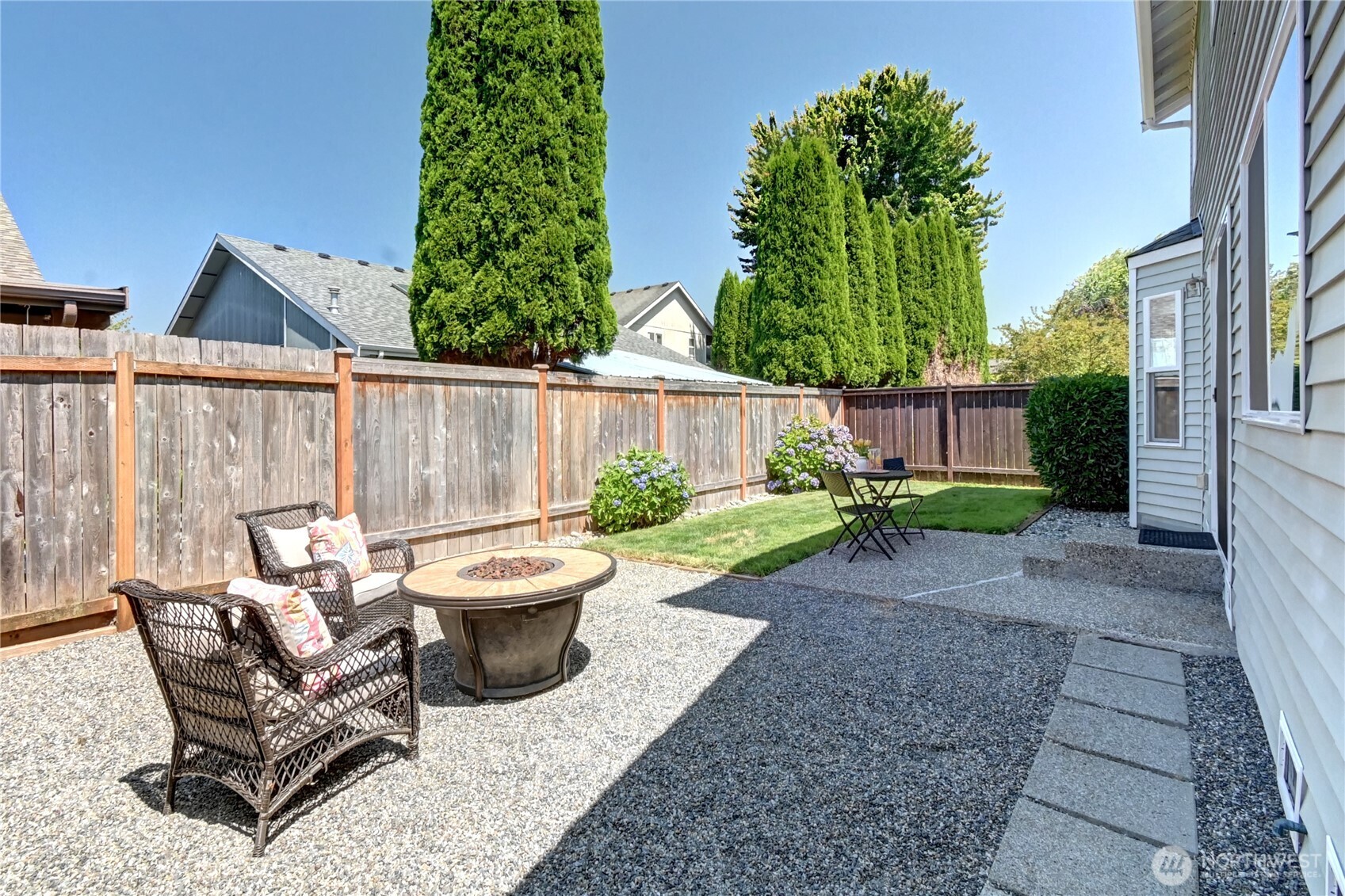 16935 Tulip Lane Property Photo 24