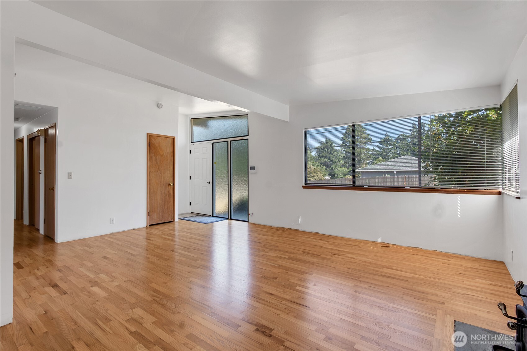 317 S 208th Street Property Photo 5