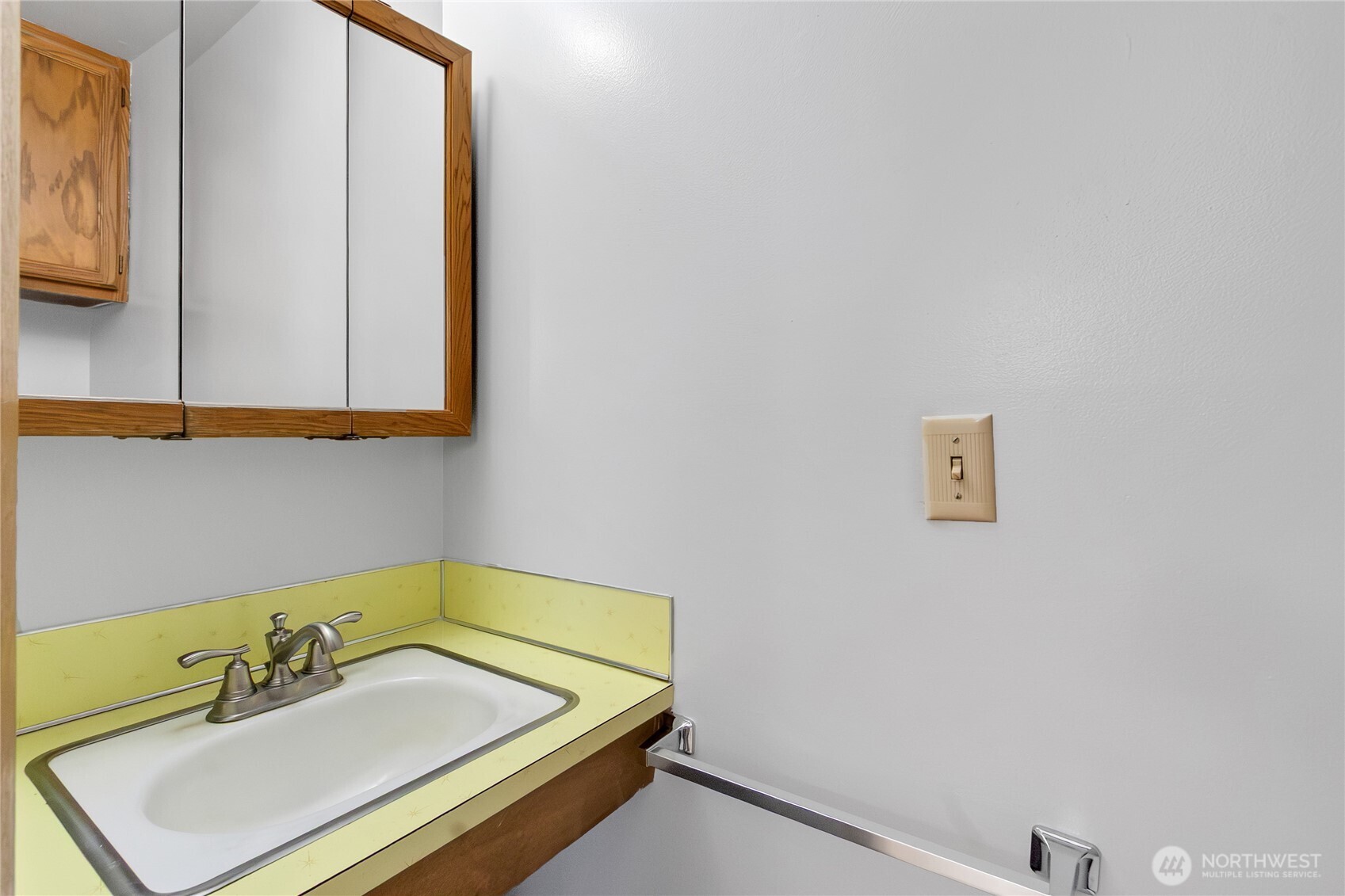 317 S 208th Street Property Photo 13