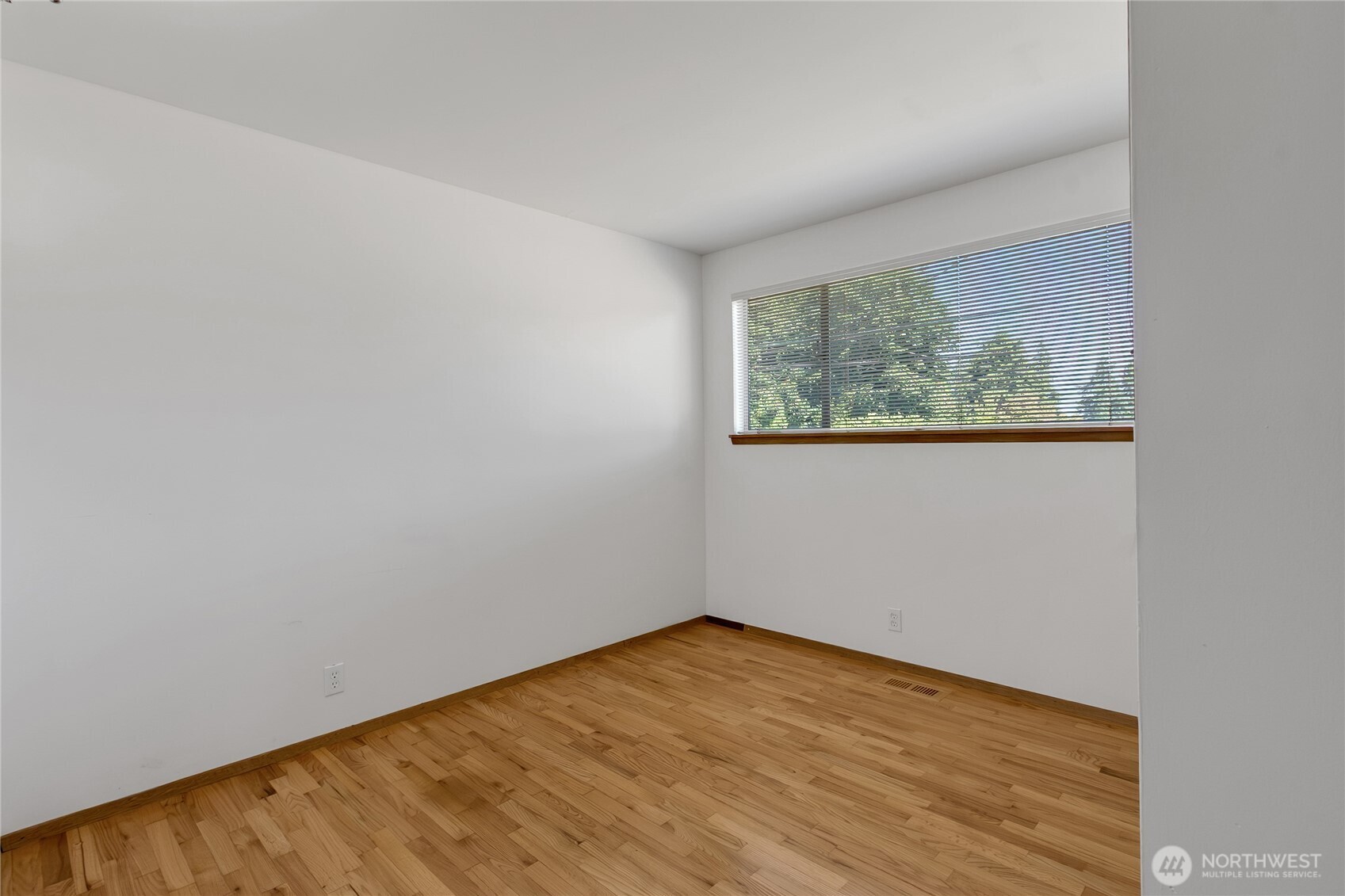 317 S 208th Street Property Photo 15
