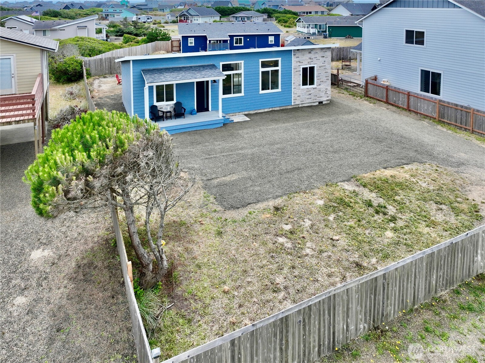 475 Sportsmens Street Property Photo 3