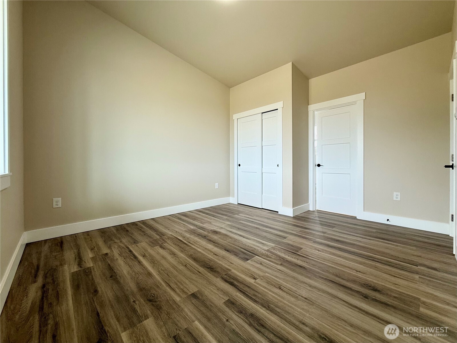 475 Sportsmens Street Property Photo 27