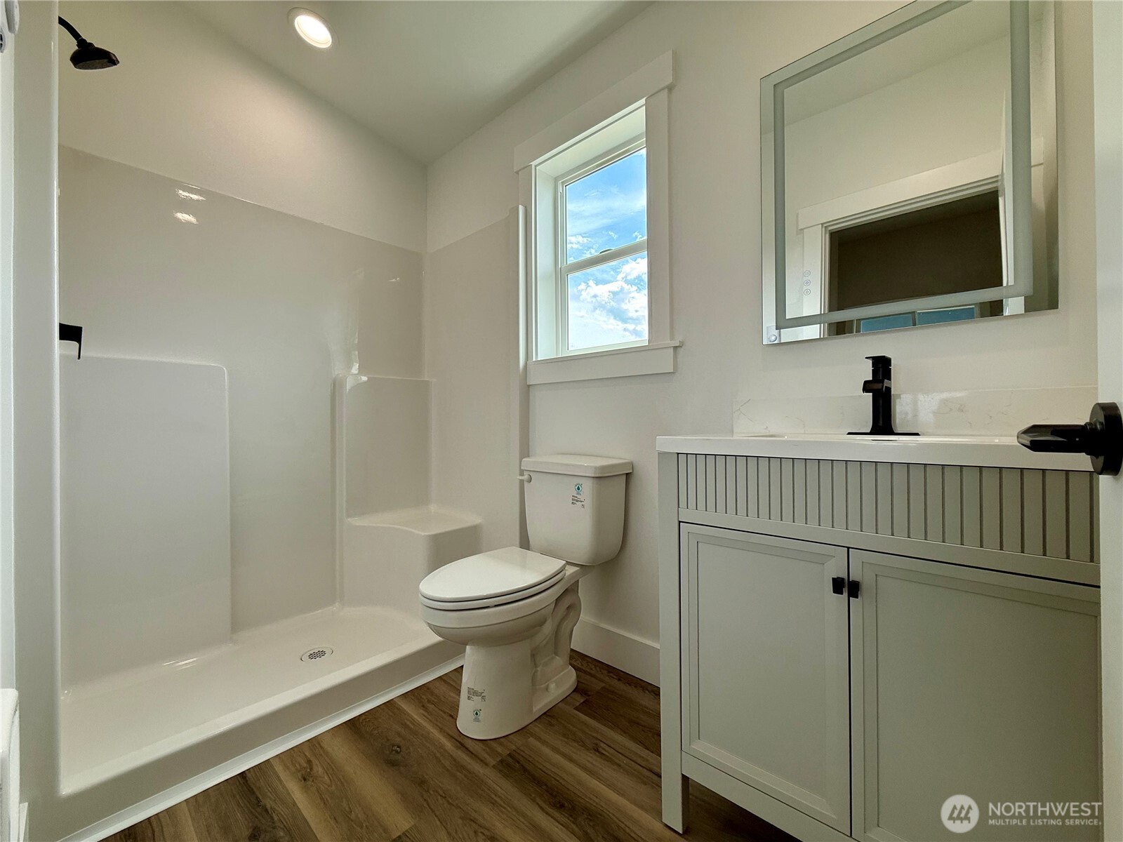 475 Sportsmens Street Property Photo 29