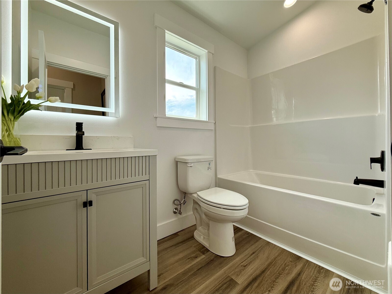 475 Sportsmens Street Property Photo 34