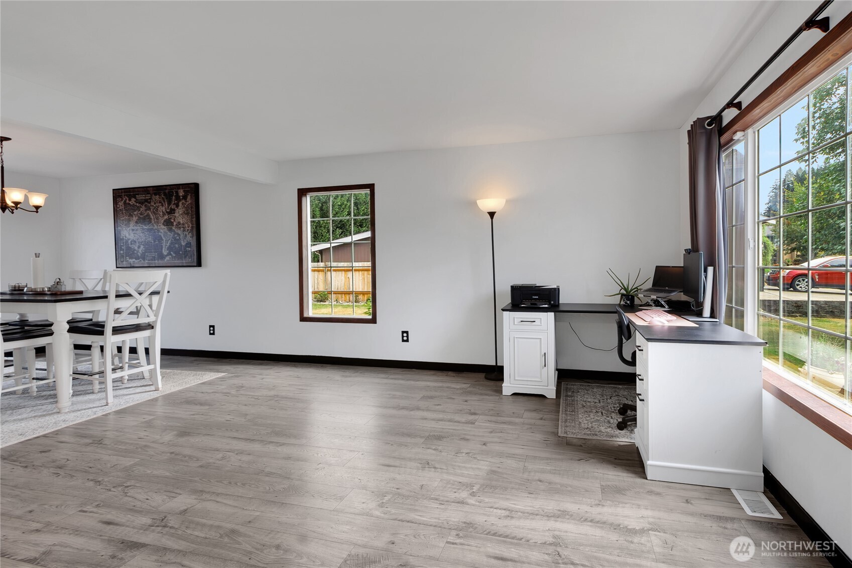 15604 253rd Avenue Property Photo 9