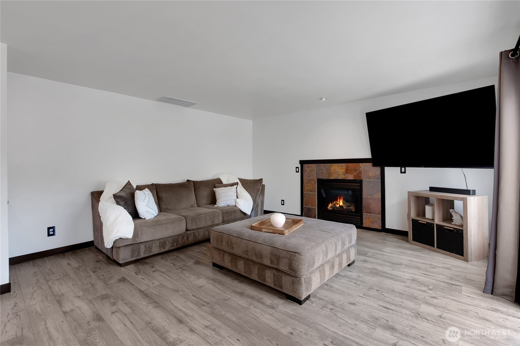 15604 253rd Avenue Property Photo 15