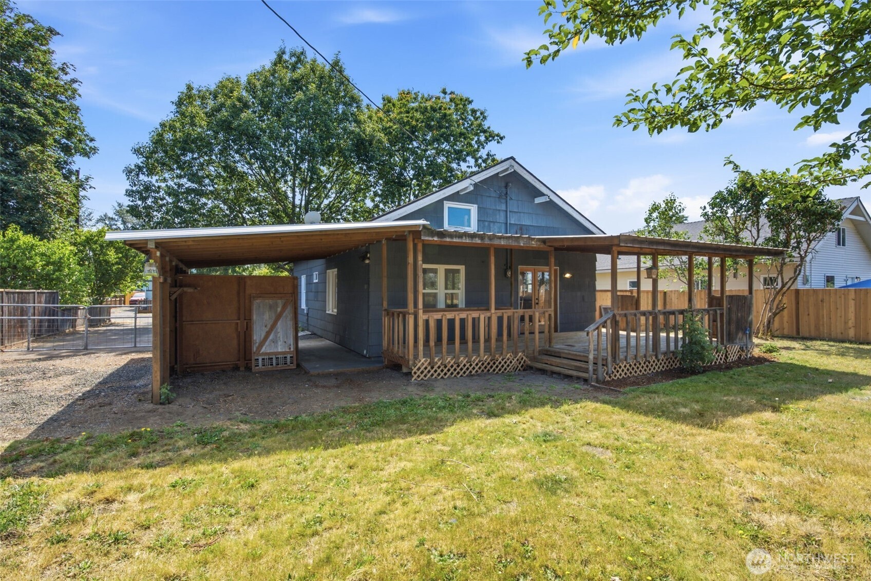 1317 Logan Street Property Photo 26