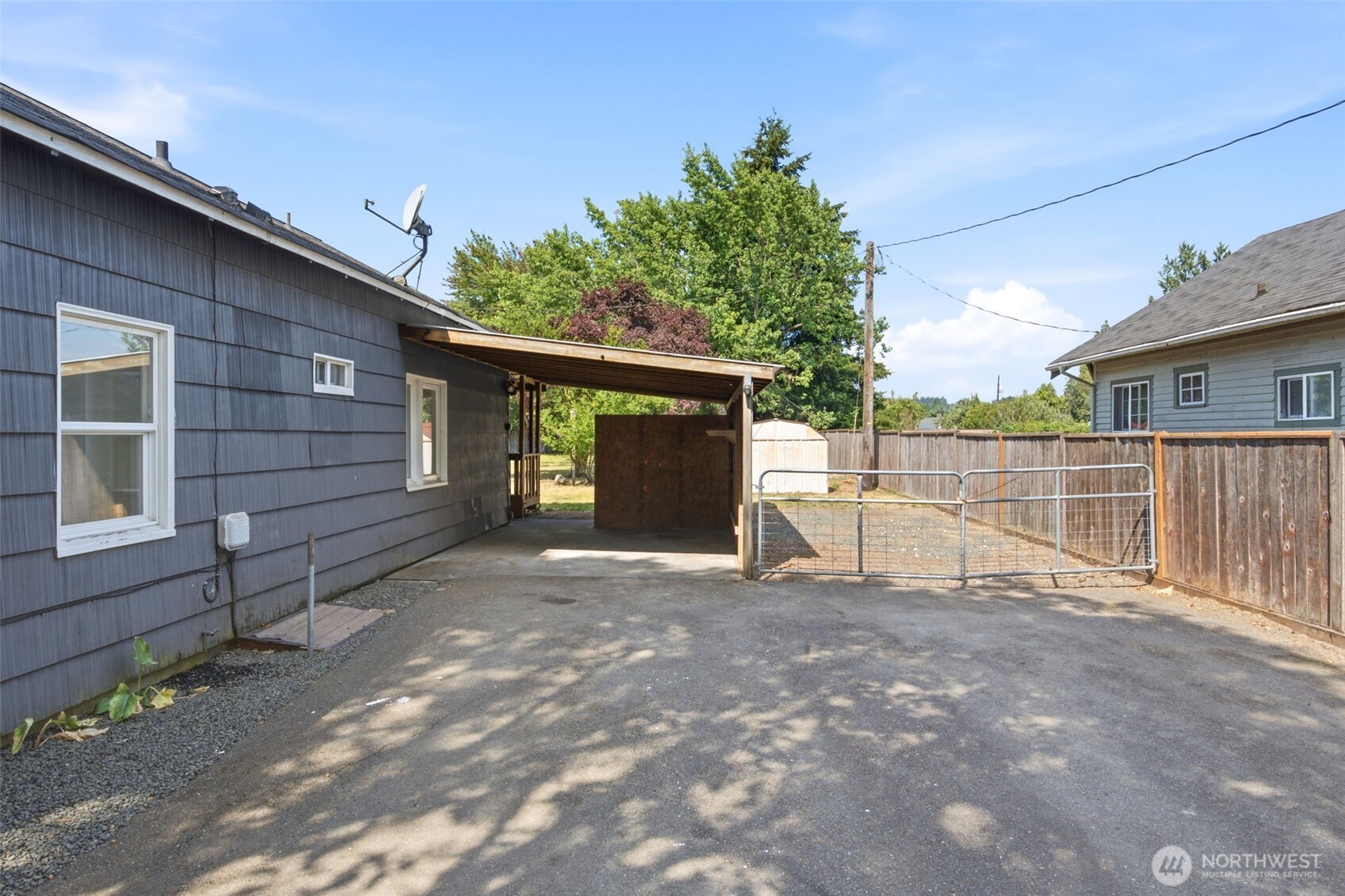 1317 Logan Street Property Photo 27