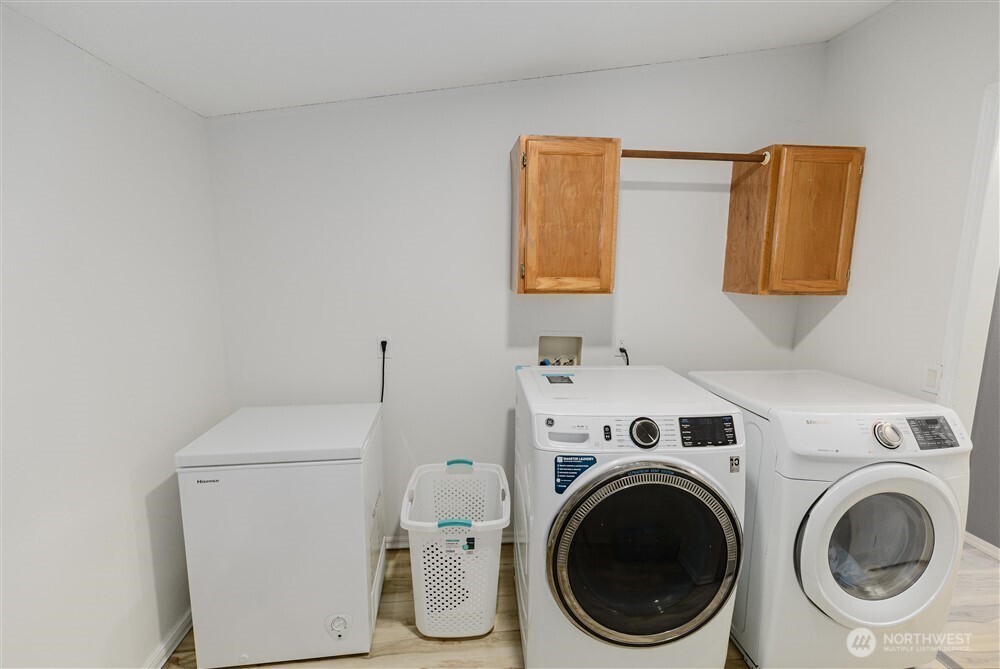 1300 Sw Mayer Avenue Property Photo 25