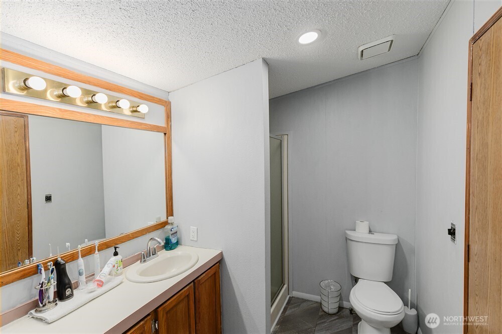 1300 Sw Mayer Avenue Property Photo 29