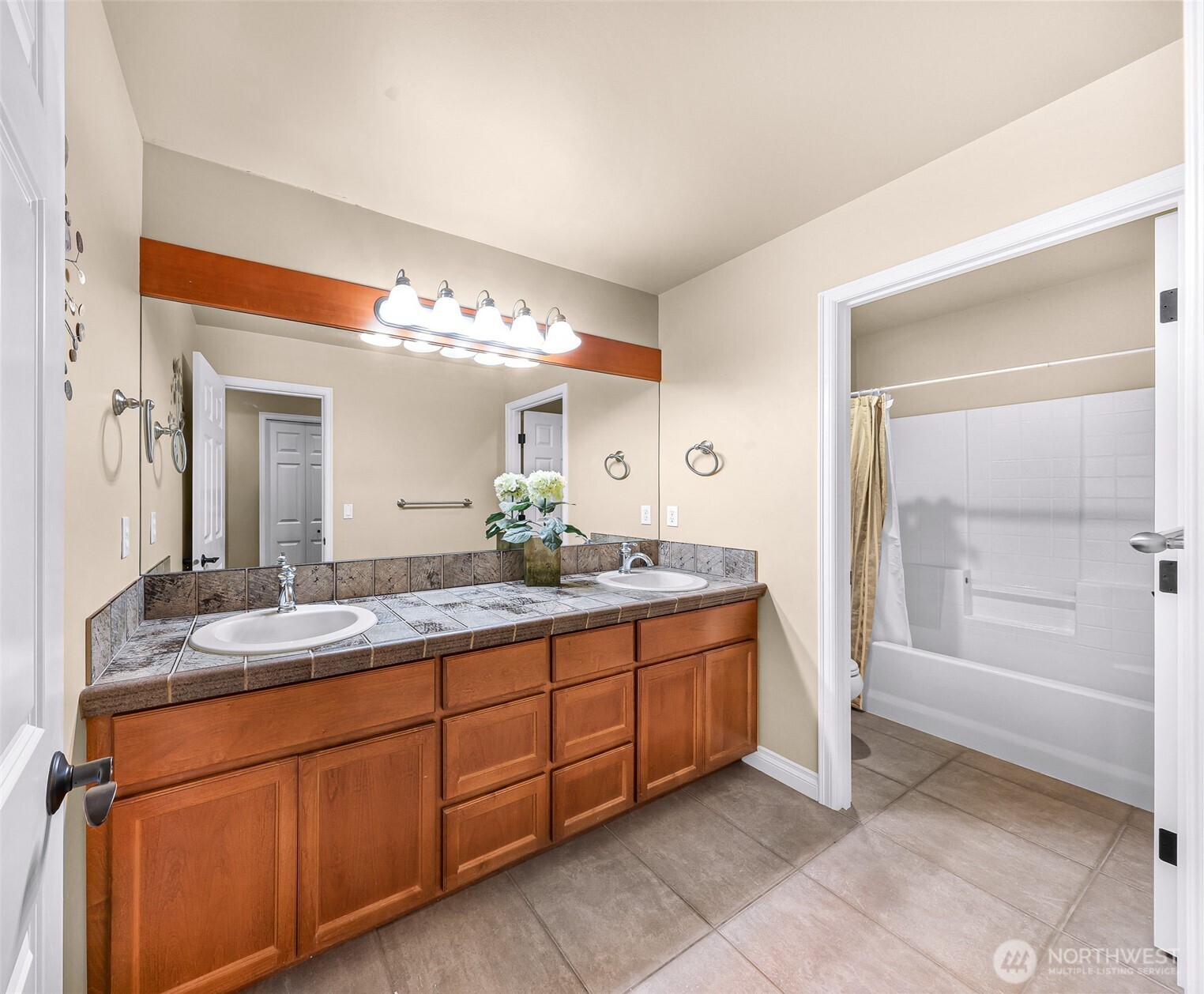 2029 240th Place Property Photo 26