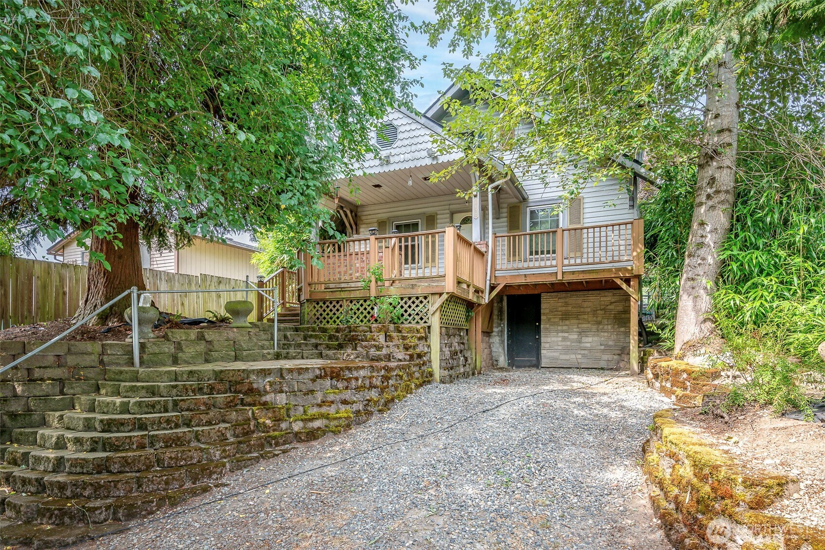 6122 Fawcett Avenue Property Photo 1