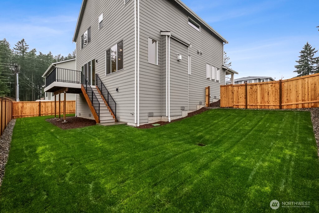 18011 Se 250th Place 2 Property Photo 4