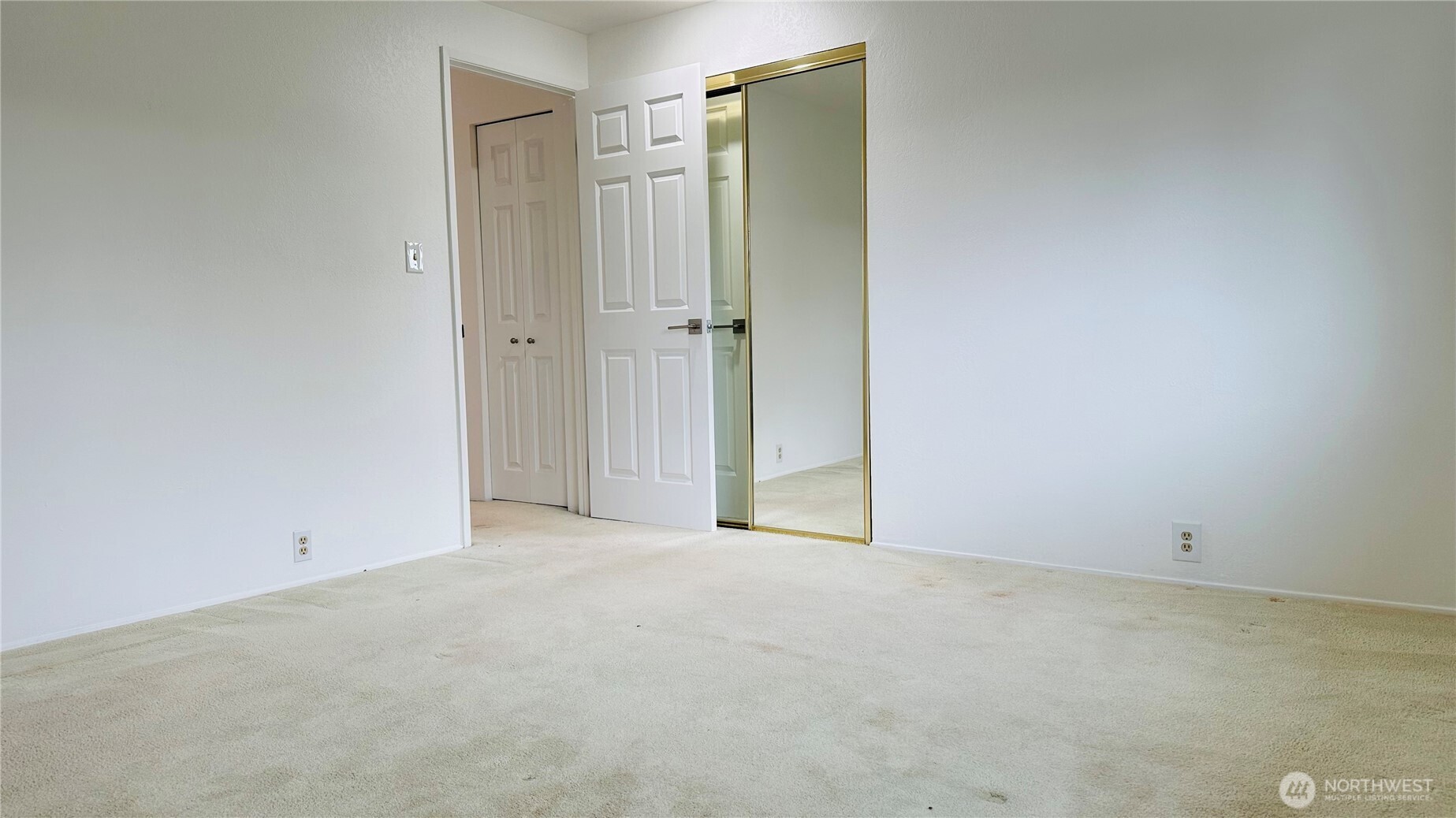 12920 Se 68th Street Property Photo 14