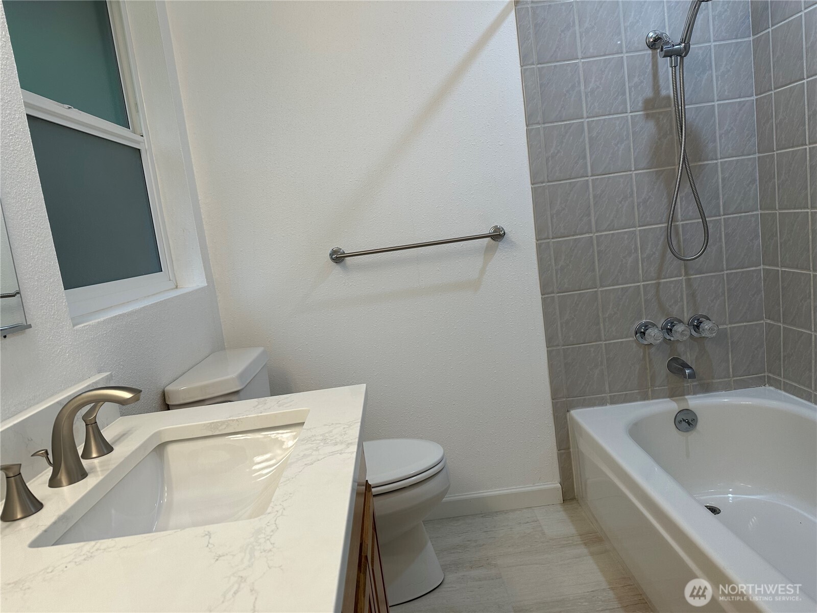 12920 Se 68th Street Property Photo 17