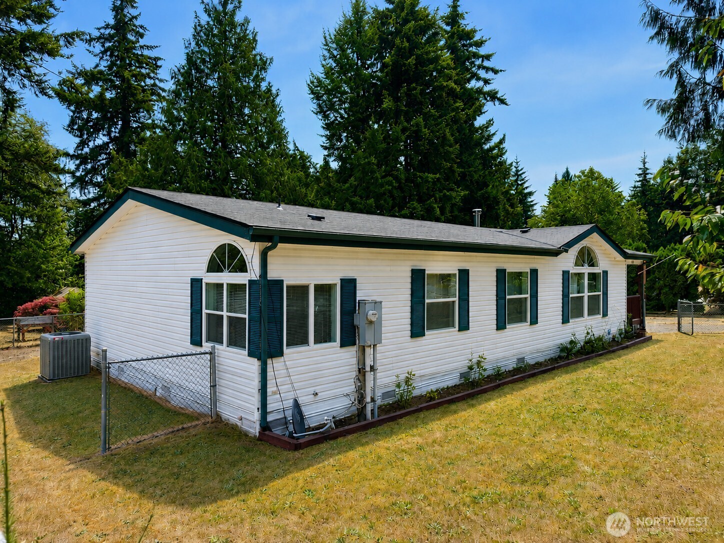 13111 213th Avenue Ct Property Photo 2