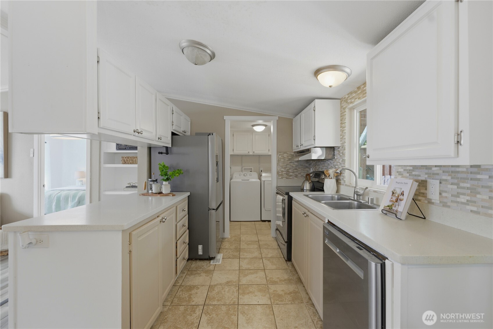 10015 189th Street Property Photo 15