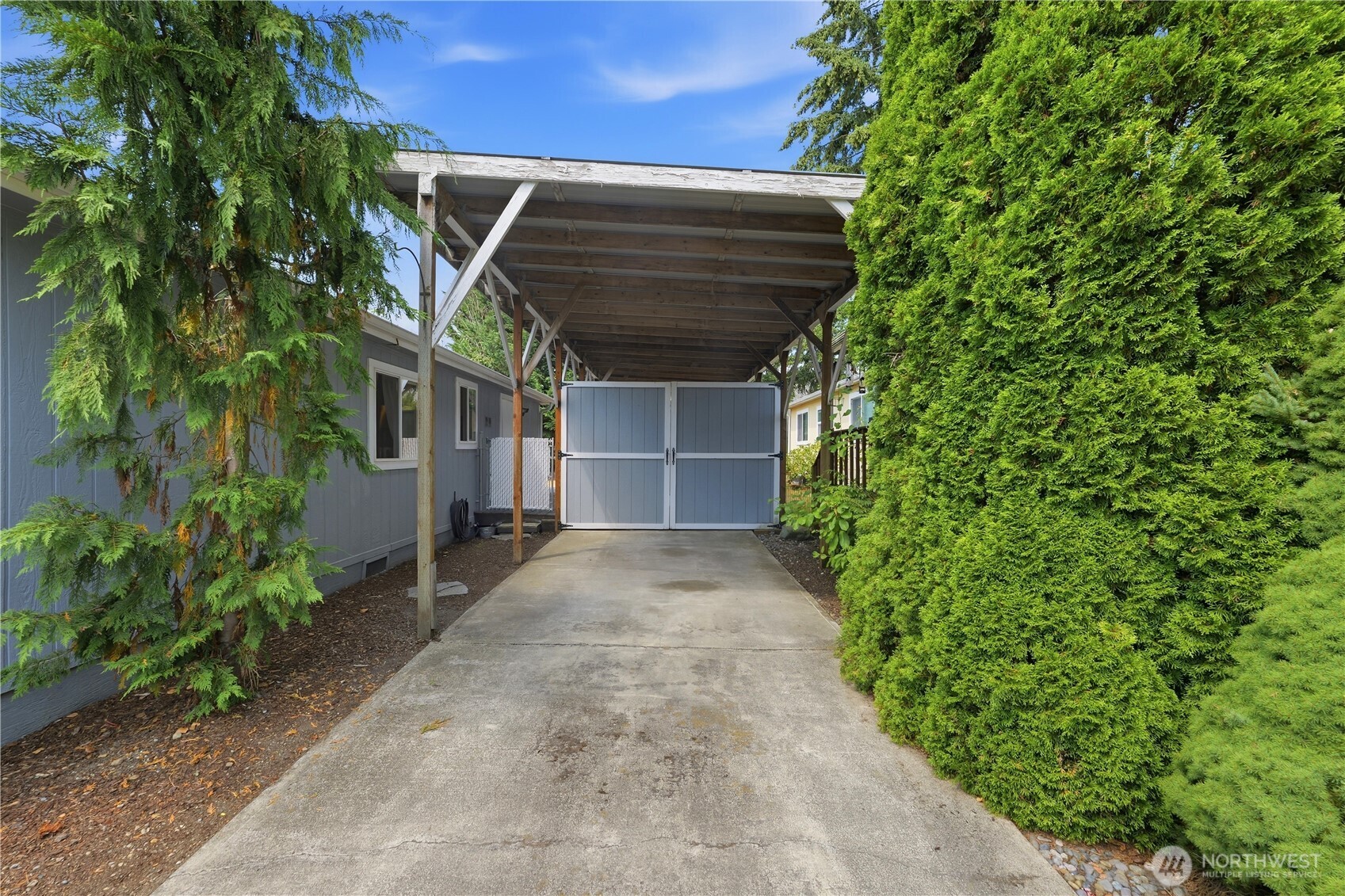 10015 189th Street Property Photo 32