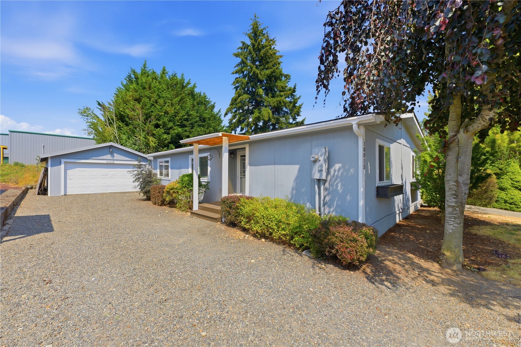 10015 189th Street Property Photo 1