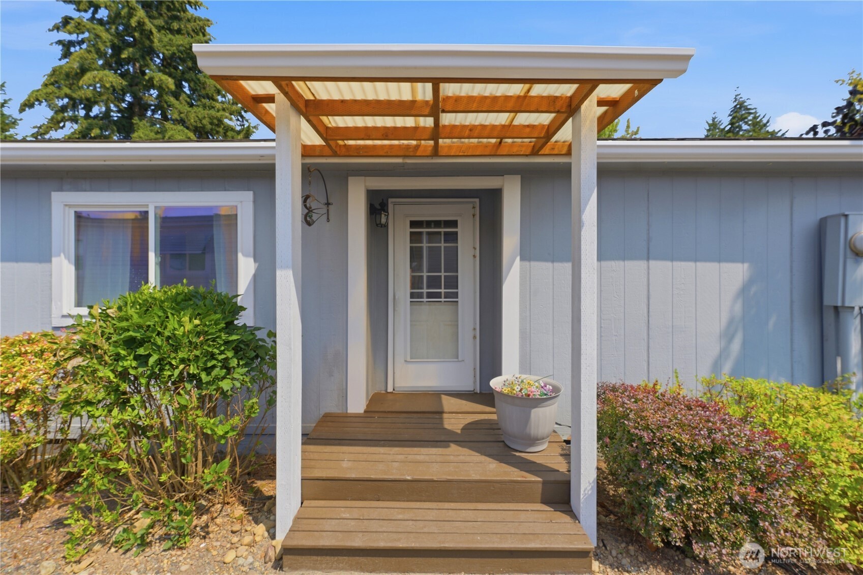 10015 189th Street Property Photo 5