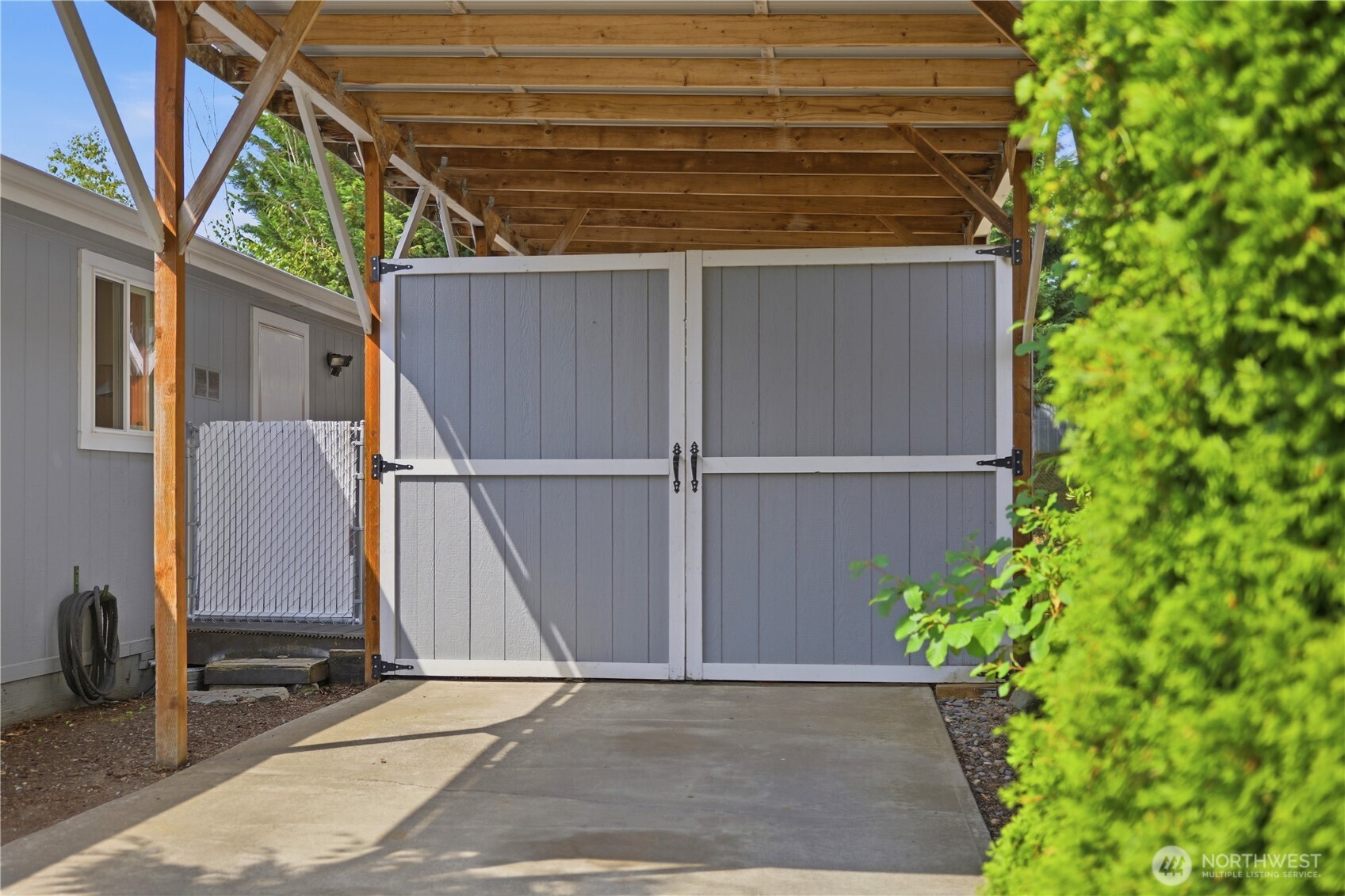 10015 189th Street Property Photo 31