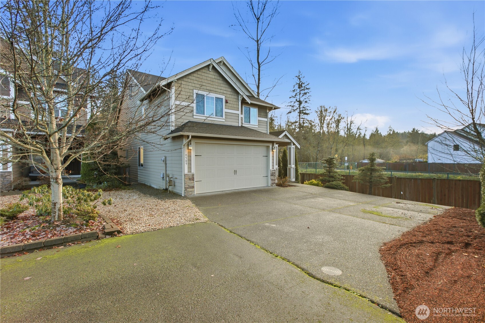 18509 104th Street Ct Property Photo 4
