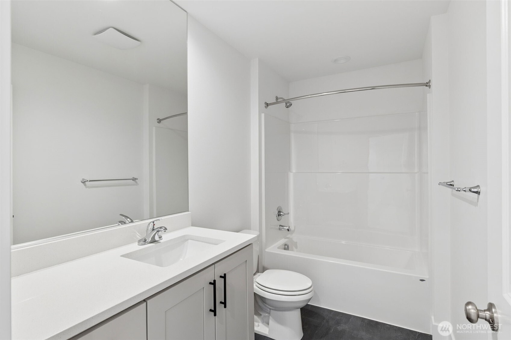 14531 204th Avenue 906 Property Photo 12