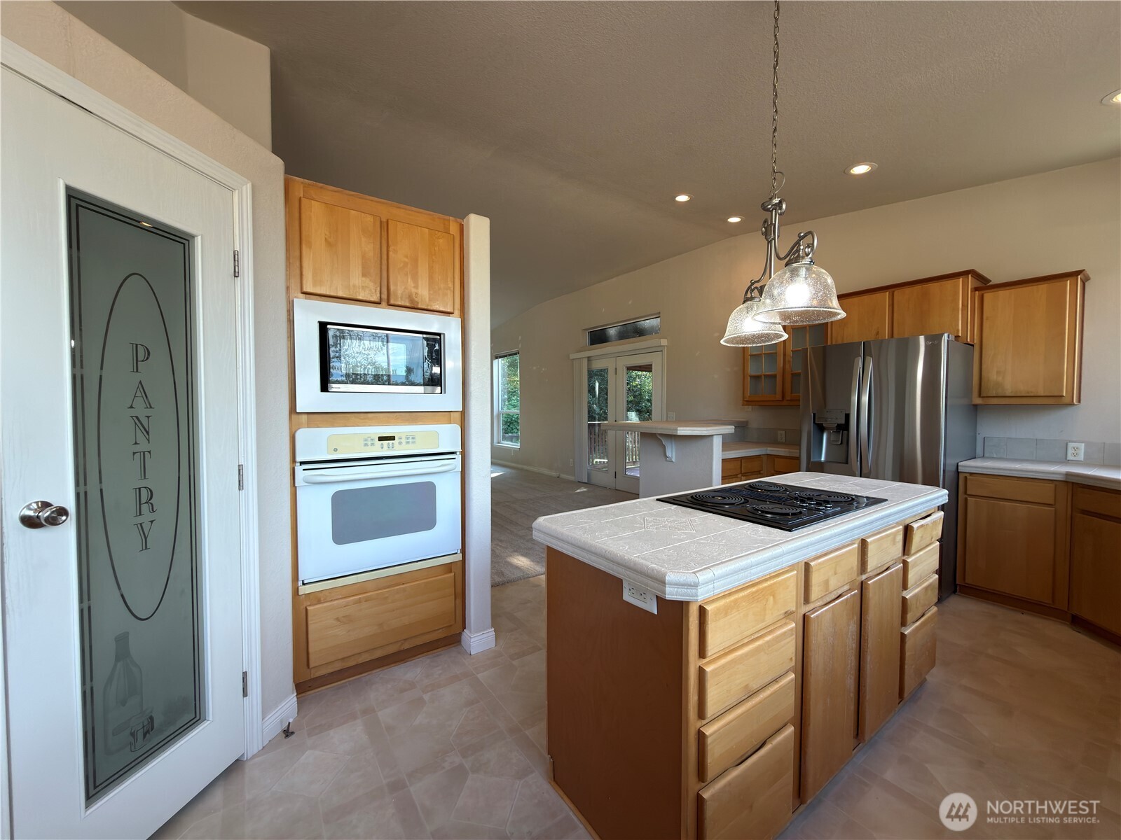 73 N Boyce Road Property Photo 8