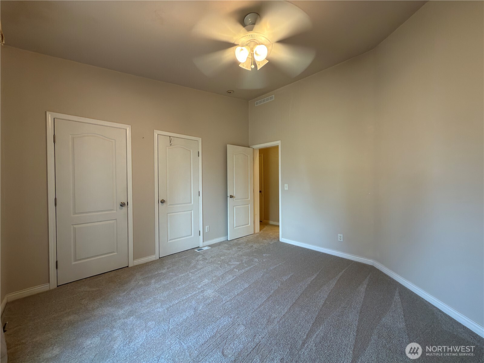 73 N Boyce Road Property Photo 14