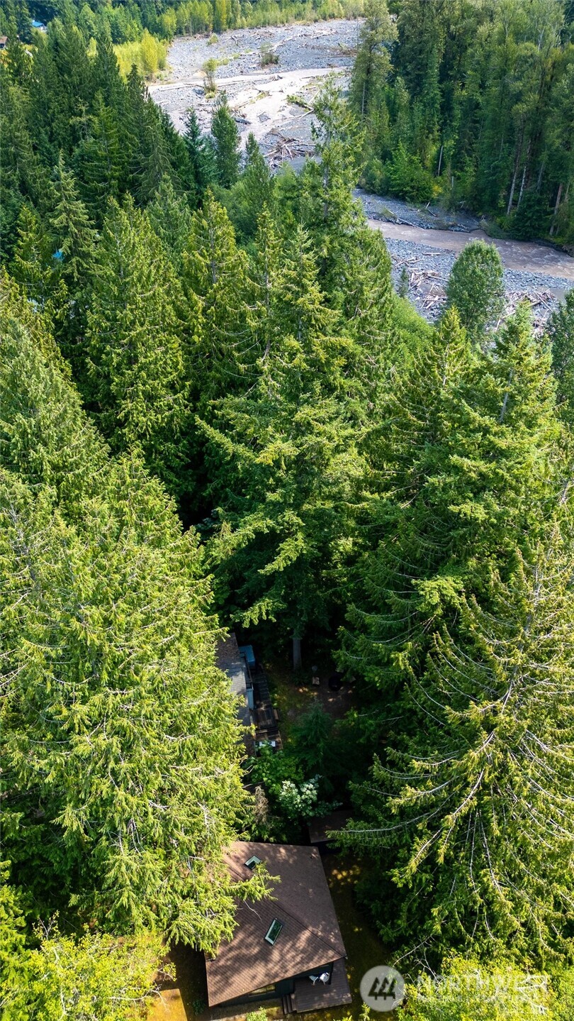 19059 Glacier Rim Drive Property Photo 5