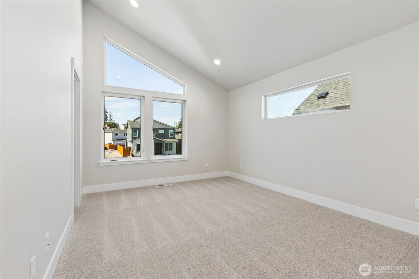 14535 204th Avenue 907 Property Photo 8