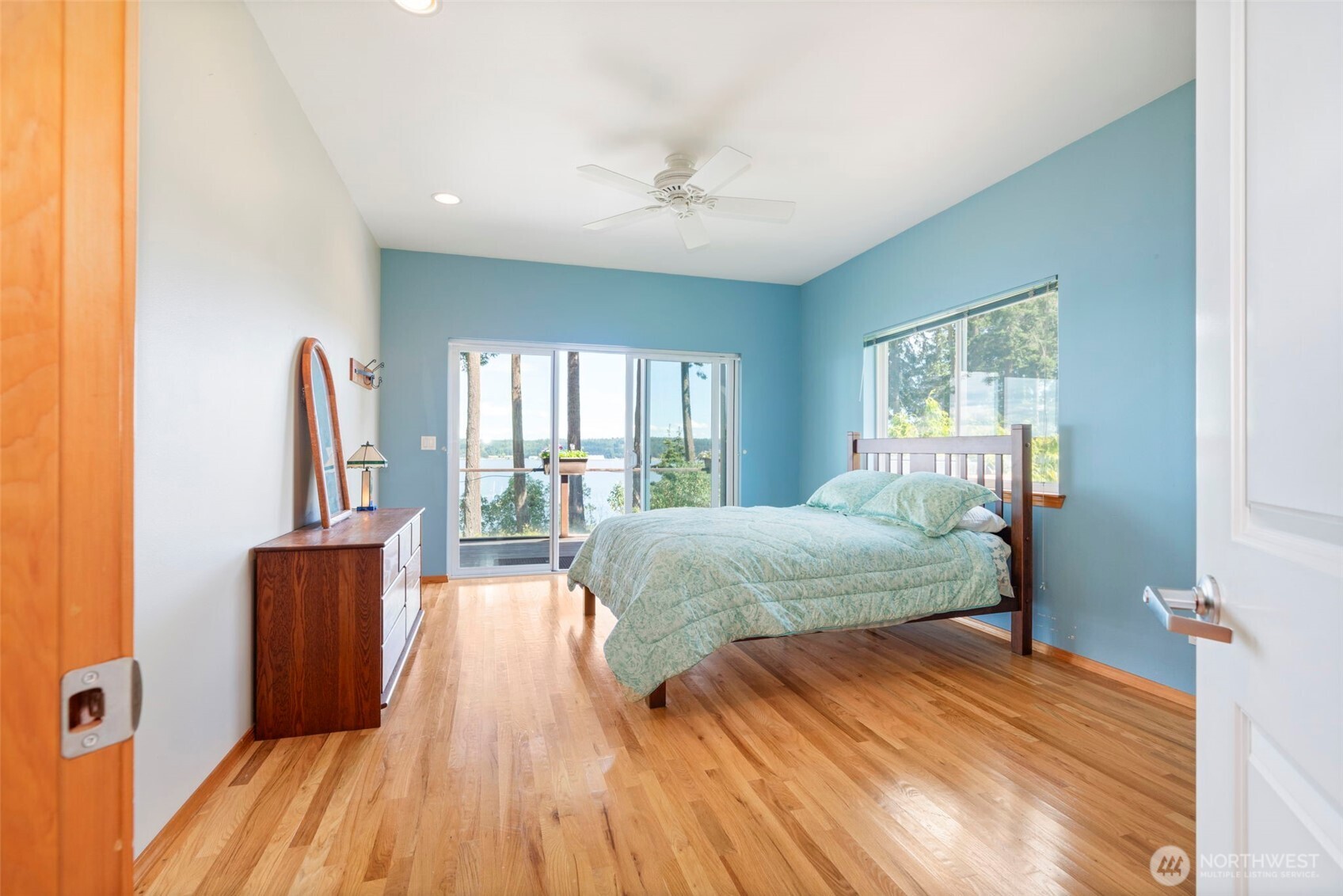 1320 Prospect Avenue Property Photo 11