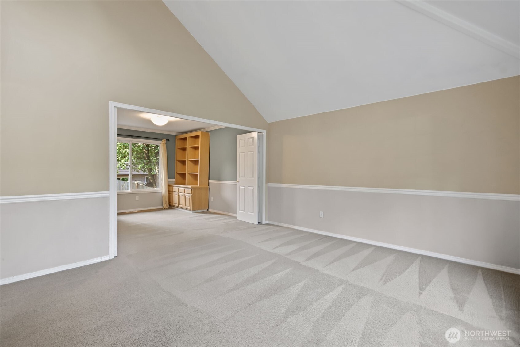 8021 Ne 122nd Place Property Photo 3