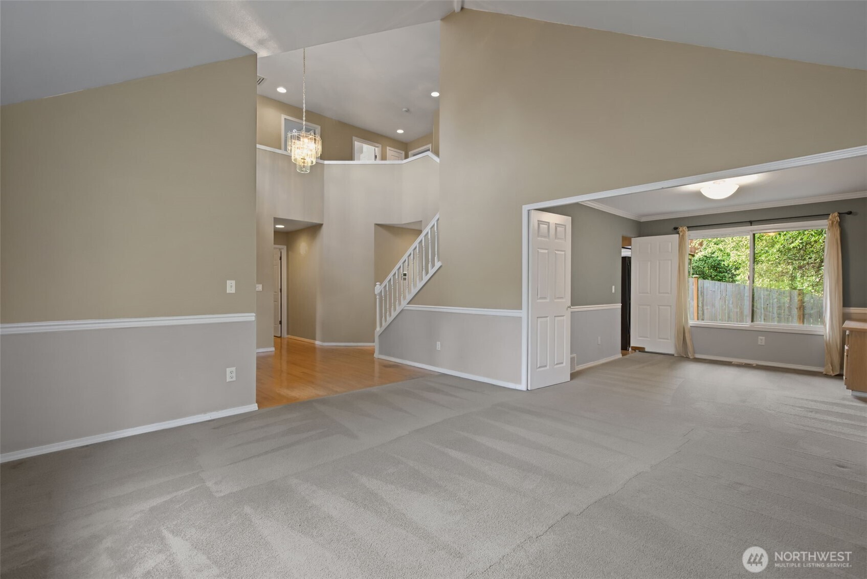 8021 Ne 122nd Place Property Photo 4