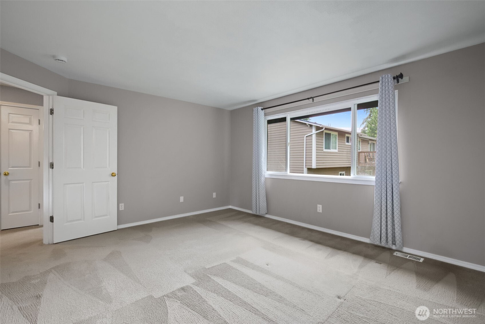 8021 Ne 122nd Place Property Photo 25
