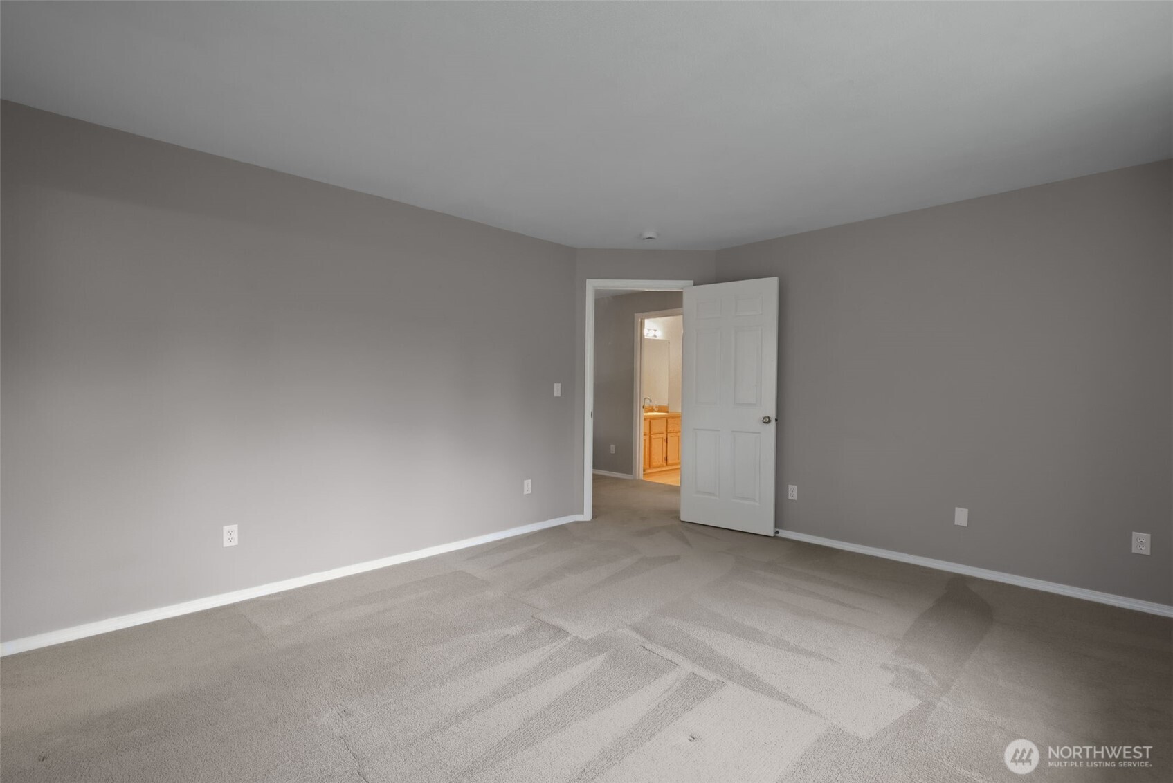 8021 Ne 122nd Place Property Photo 26