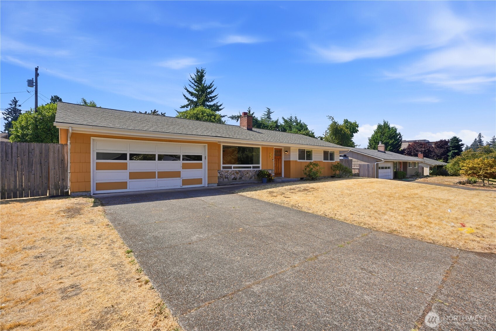 9305 Ne 9th Street Property Photo 2
