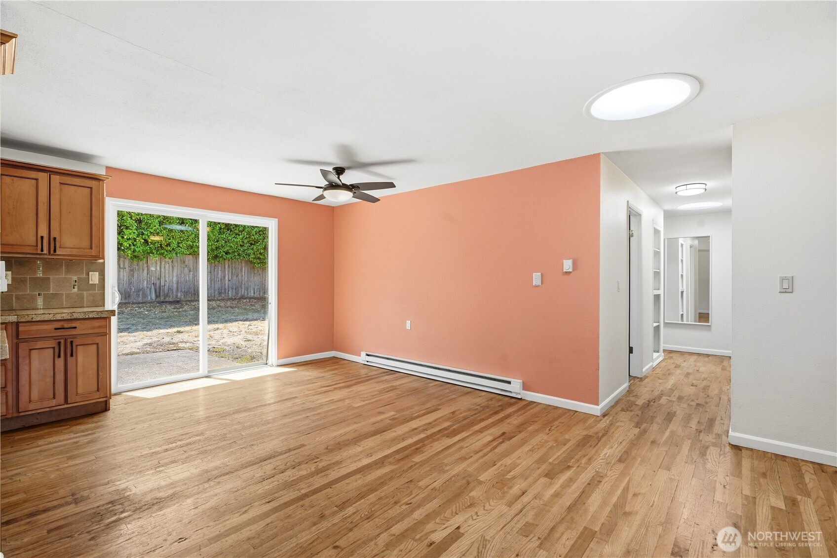 9305 Ne 9th Street Property Photo 9