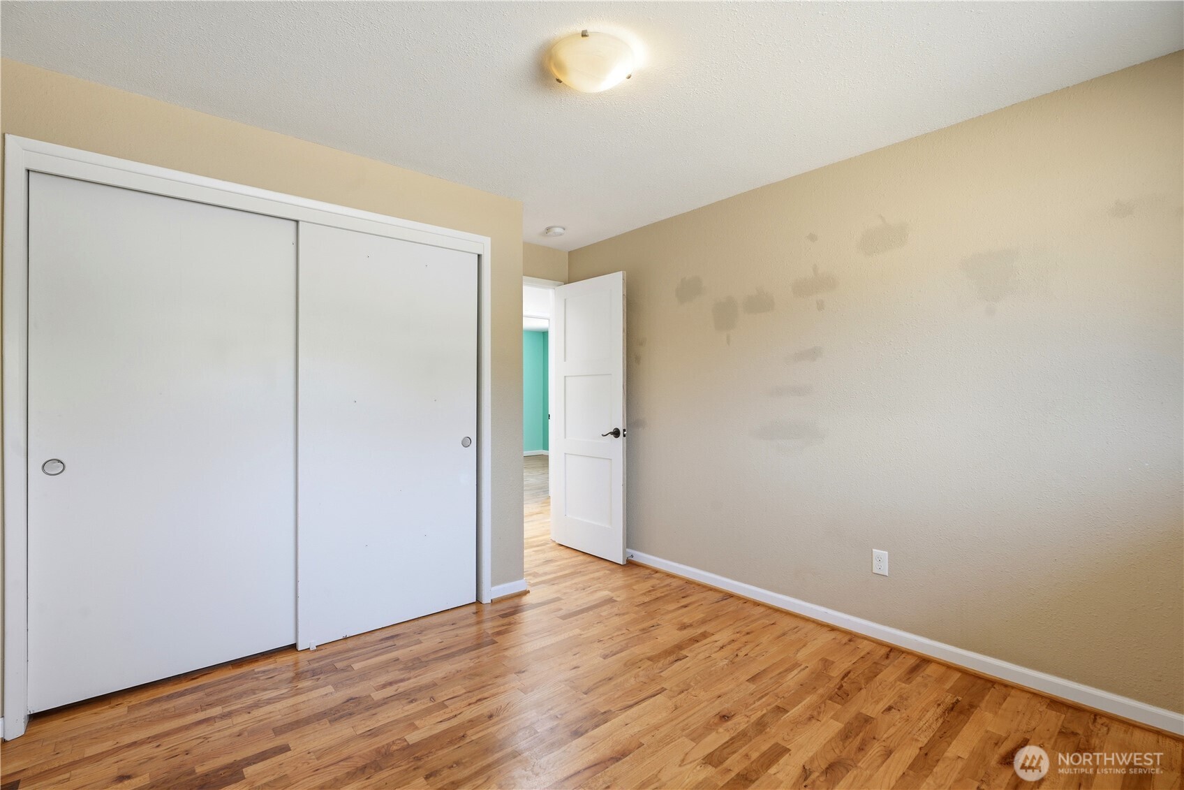 9305 Ne 9th Street Property Photo 11