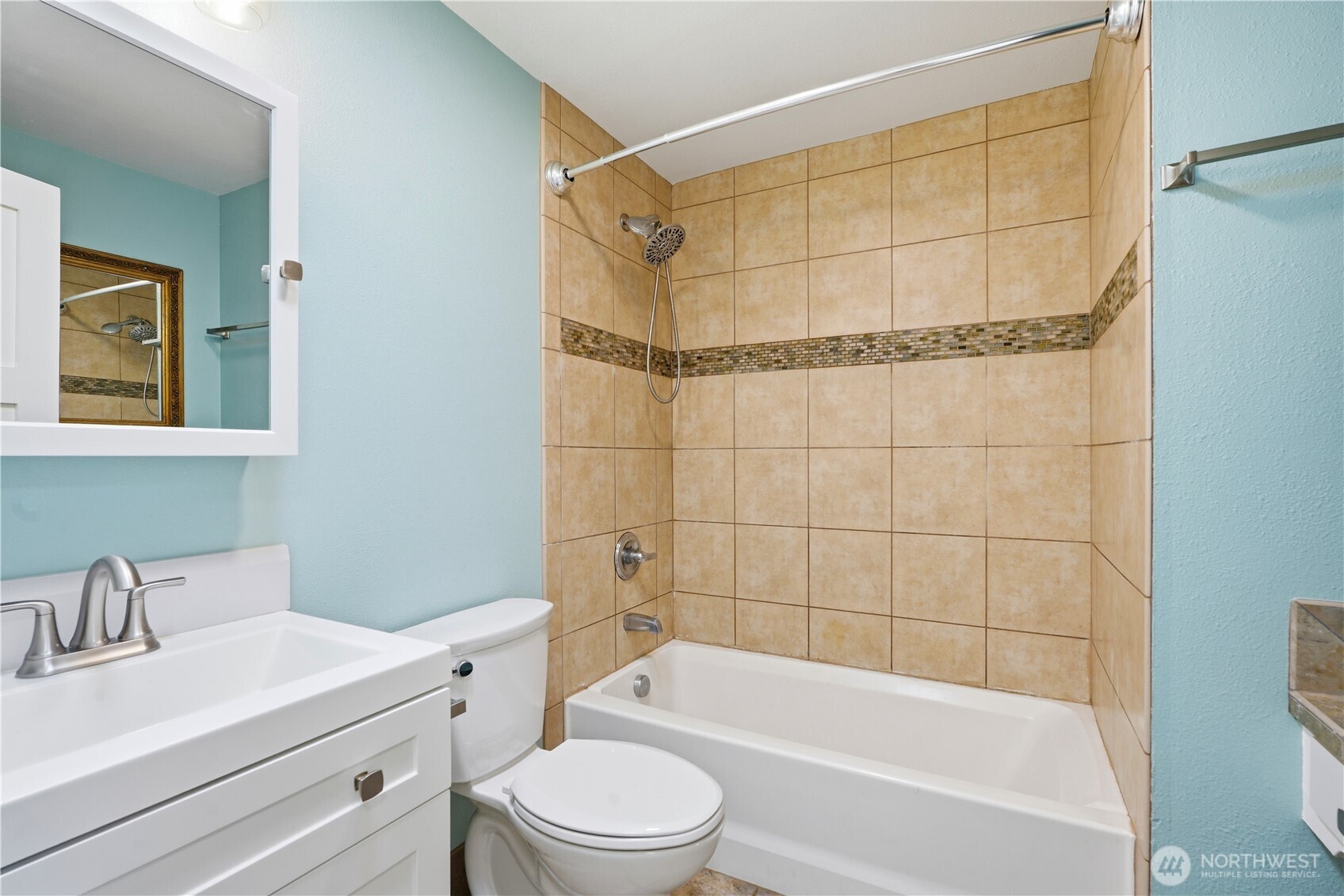 9305 Ne 9th Street Property Photo 12