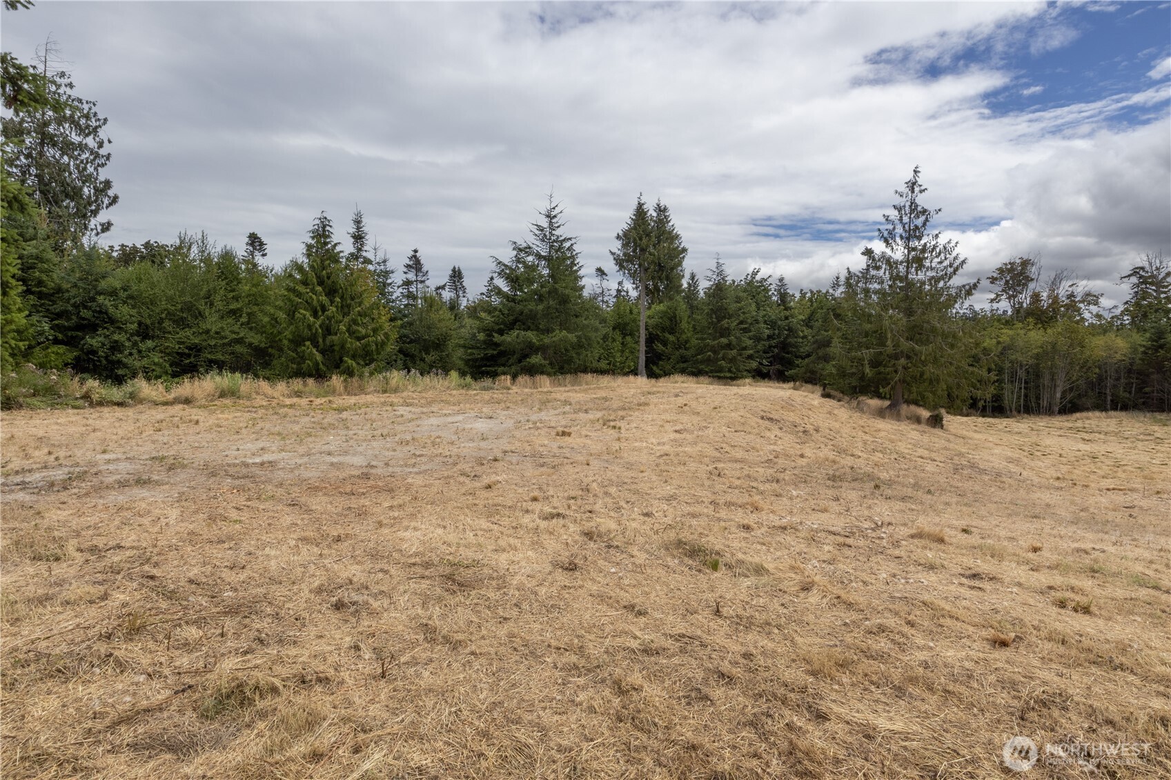 646 Tributary Lane Property Photo 1